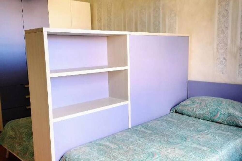 Foresteria San Niccolò - Budget Double Room with Single Beds in Prato, Provincia de Prato