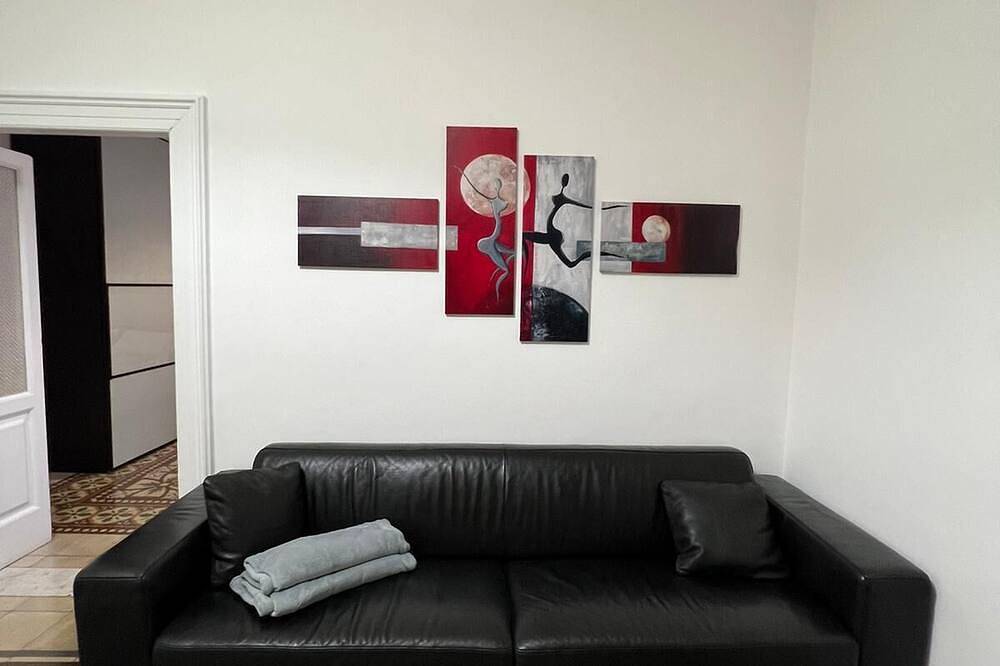 Apartamento entero, Spacious apartment within walking distance of the city center. in Taranto, Golfo de Tarento