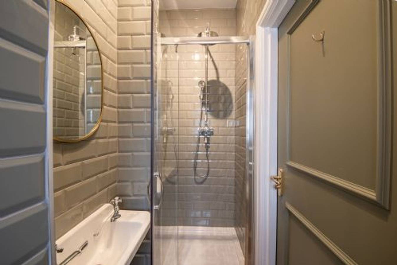 Entire apartment, Host Stay Woodroffe Arms Hope Double Room 1 in Derbyshire