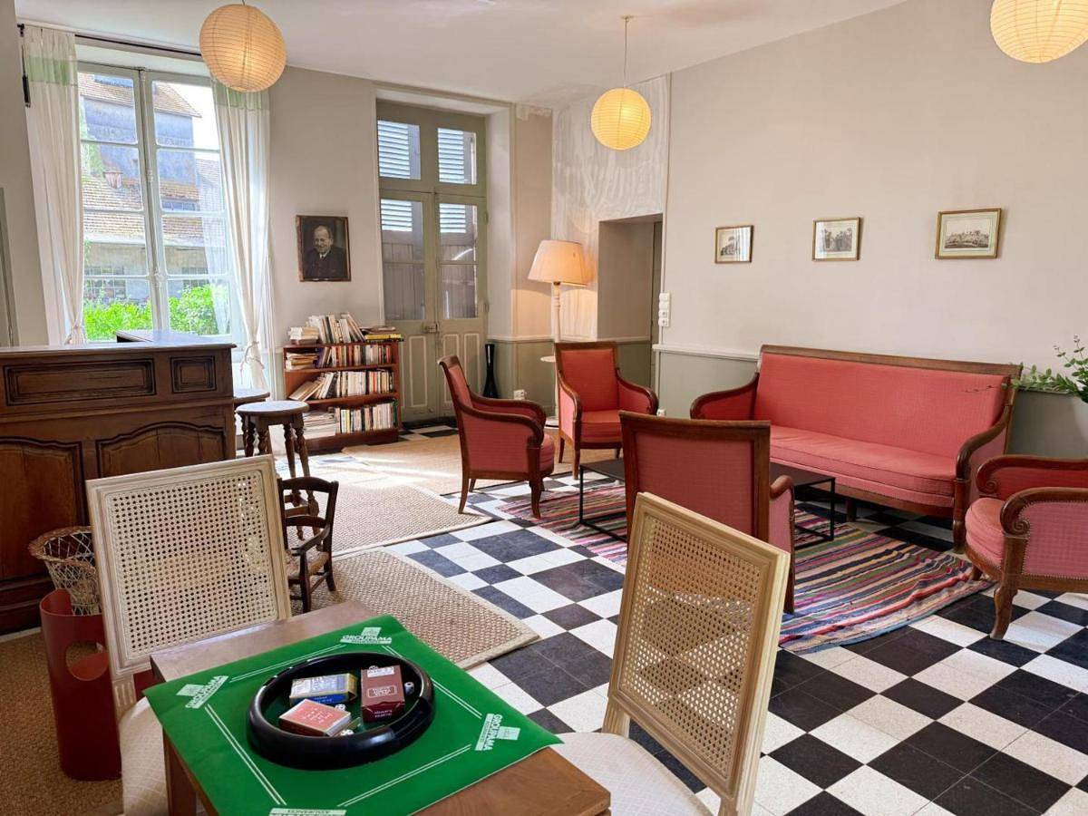 Maison historique, animaux admis - 15 pers. - Fr-1-491-336 in Marchenoir, Région de Blois