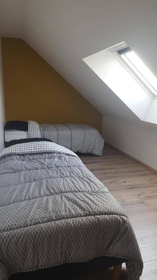 Appartement entier, Three-Bedroom Apartment in Briollay, Région d'Angers