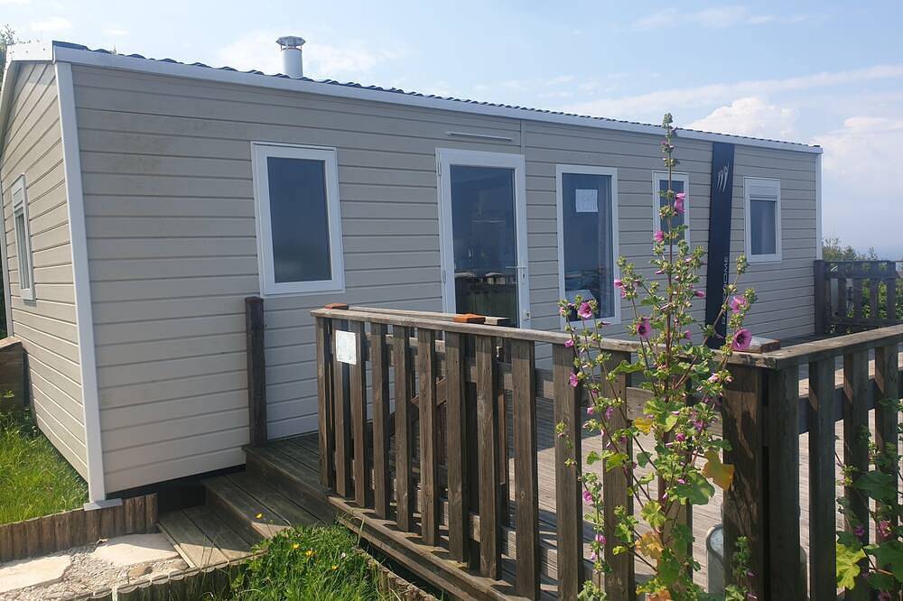 Superb mobile home 150m from the beach with stunning sea views! in Équihen-Plage, Boulogne-sur-Mer region