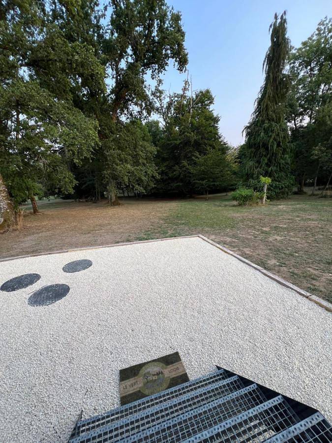 Location de vacances pour 4 personnes, avec vue sur le lac et jardin à Vicq-sur-Breuilh - 3