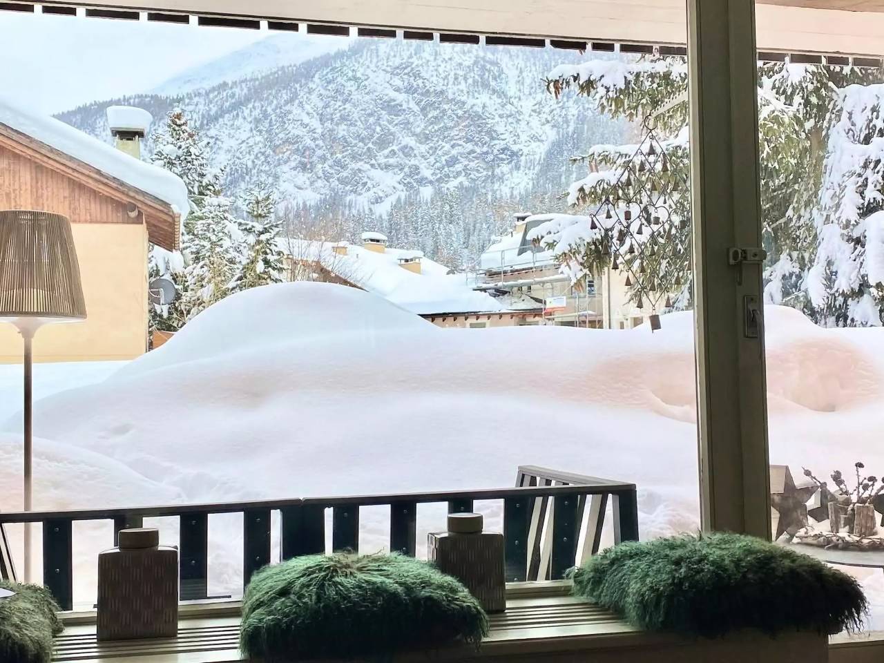 Ganze Wohnung, 6 Zimmer 4 Personen in La Punt-Chamues-ch, Sankt Moritz