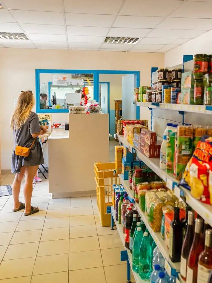 Camping pour 4 personnes dans le Jura - 3