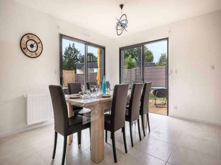 Gîte pour 8 personnes, avec jardin à Le Tour-du-Parc - 3