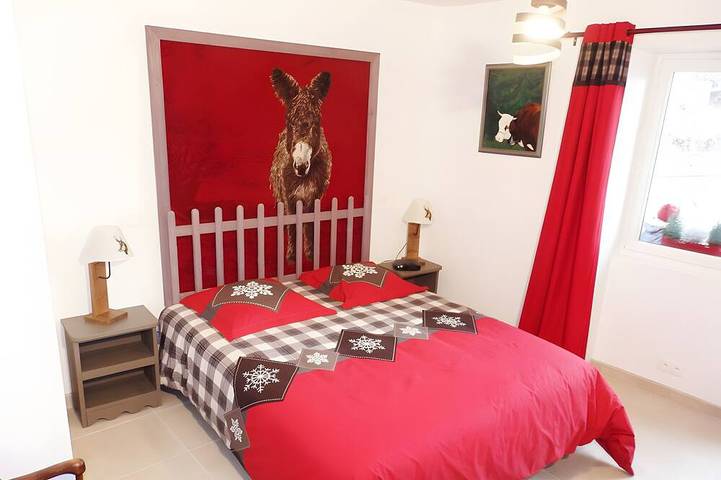 Location de vacances pour 4 personnes, avec terrasse à Orcier - 2