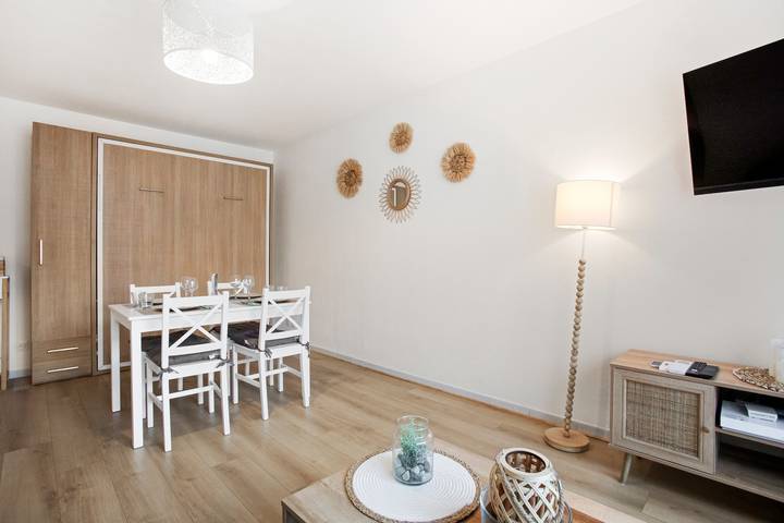 Ganze Wohnung, Ein Ruheparadies – Sanftheit und Ruhe im Herzen von Fréjus in Frejus, Mittelmeerküste (Frankreich)