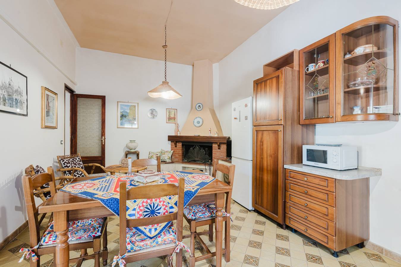 Ganze Wohnung, Ferienwohnung 'Vittorio Stella' mit Meerblick, privater Terrasse und Klimaanlage in Valderice, Trapani Provinz