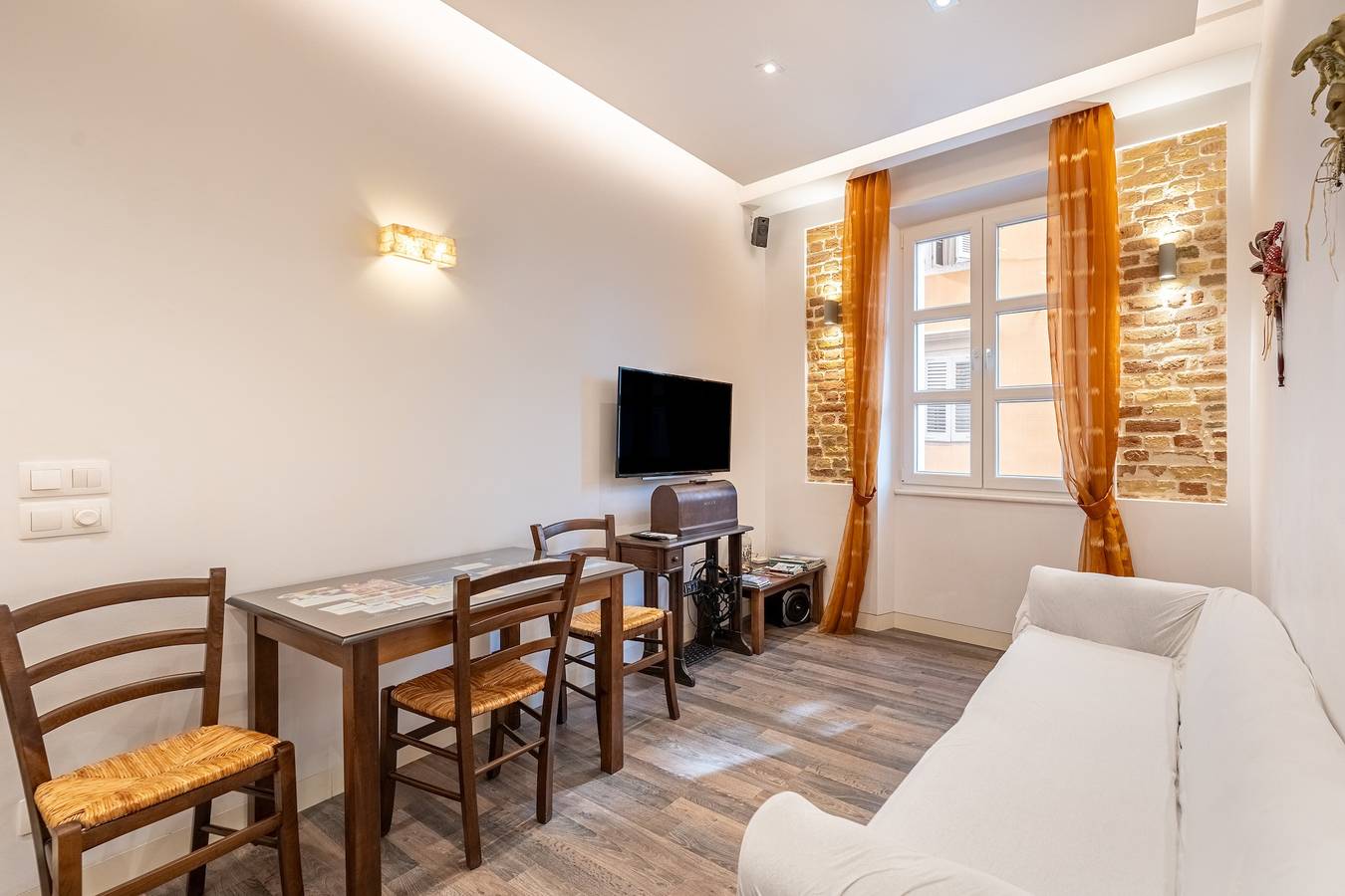 Entire apartment, Apartment 'Wonderful Impressive' with Wi-Fi and Air Conditioning in Corfu (city), Corfu
