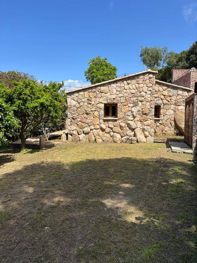 Location de vacances pour 2 personnes, avec vue et jardin à Viggianello - 3