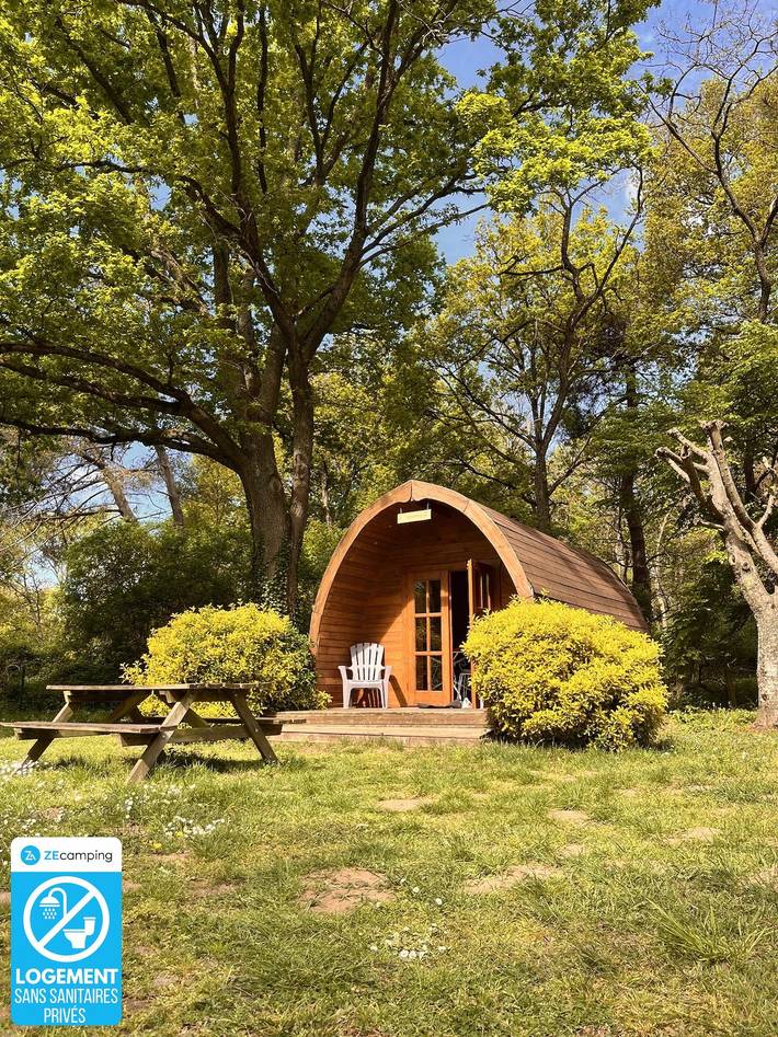 Cabaña de madera para 2 personas, con piscina para niños - 1
