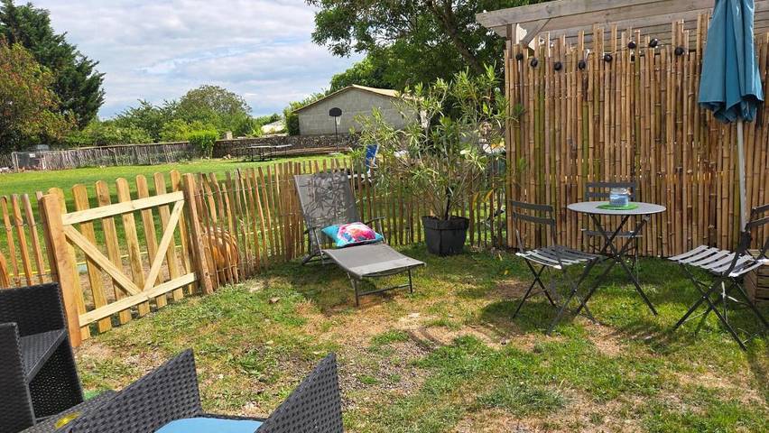 Gîte pour 3 personnes, avec jardin à Puyravault (Vendée) - 2