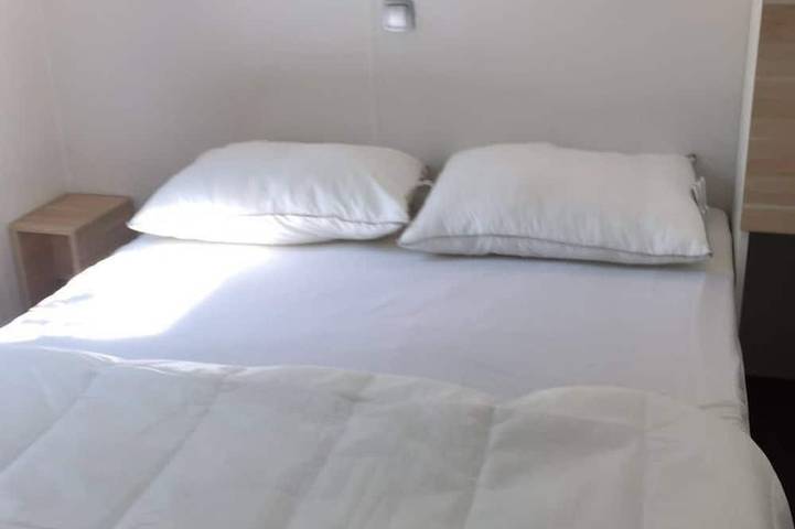 Chalet pour 5 personnes, avec jardin et piscine dans Saint-Aygulf - 3