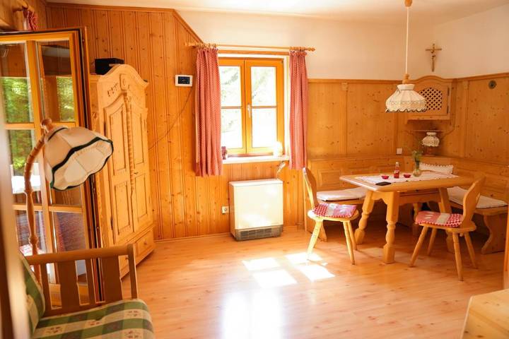 Ferienhaus für 7 Personen, mit Garten und Sauna sowie Ausblick