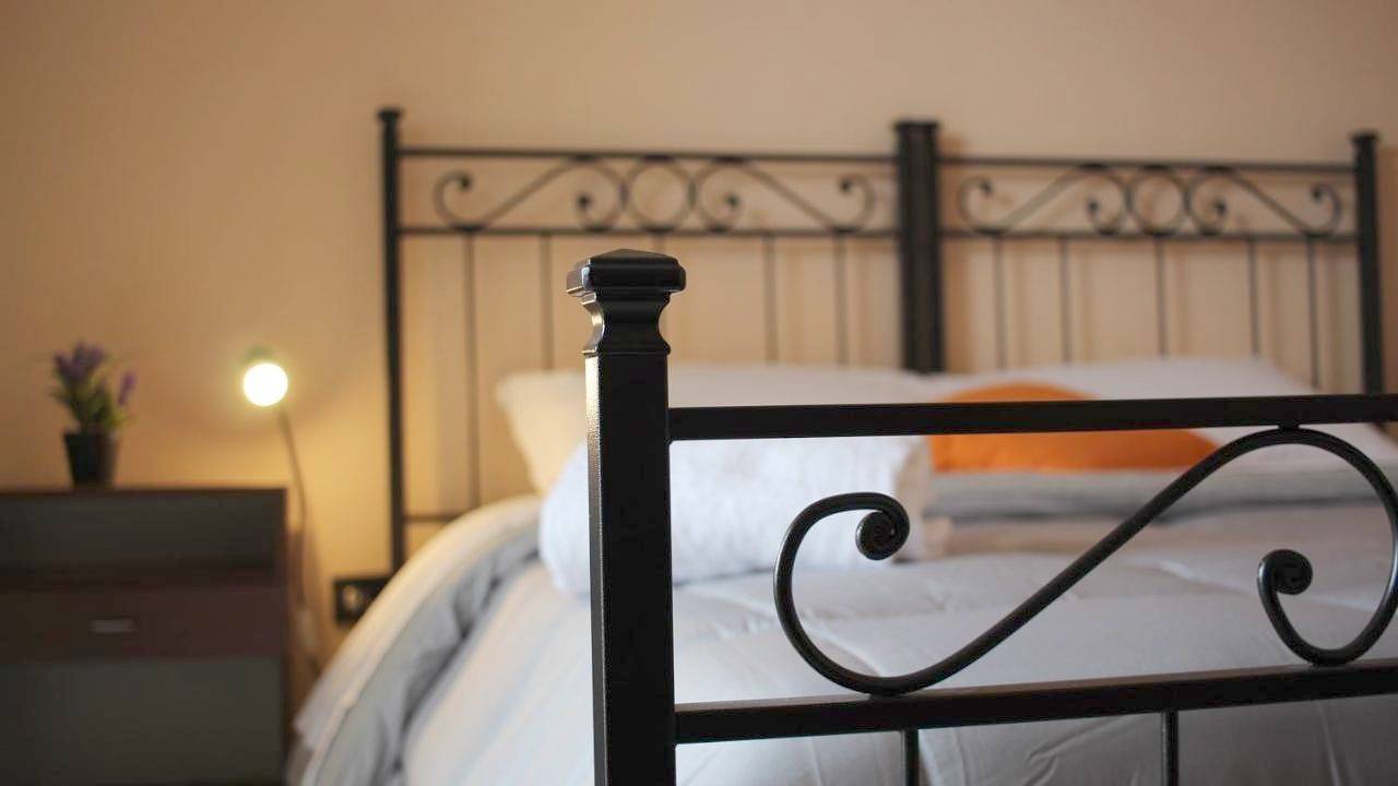 Double Room with Private Bathroom in Bosa, Planargia