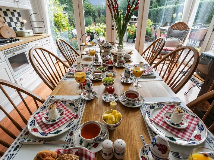B&b voor 2 personen, with Terras and Tuin as well as Uitzicht in Oirschot