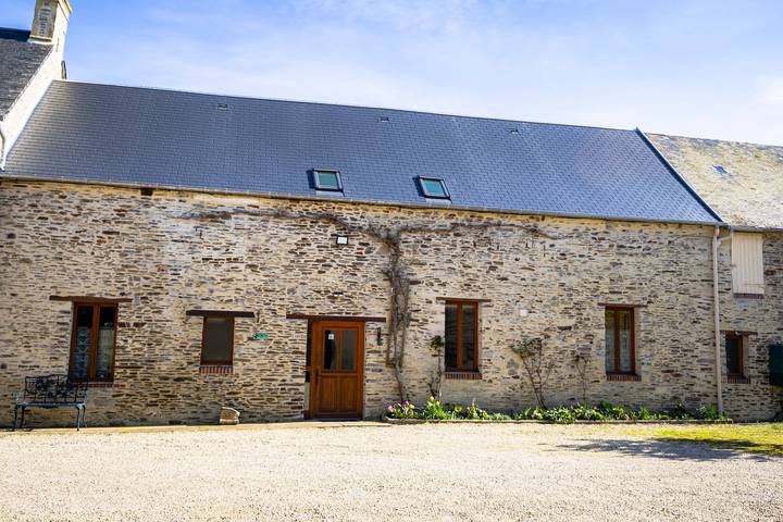 Ferienhaus für 10 Personen, mit Seeblick und Garten in Frankreich - 2