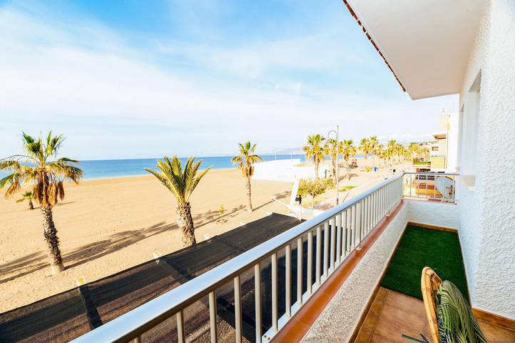 Appartement entier, The Beach (Villa Mar) - Fantastic beach front apartment - Free WiFi in Playa de Bolnuevo (Mazarrón), Mazarrón