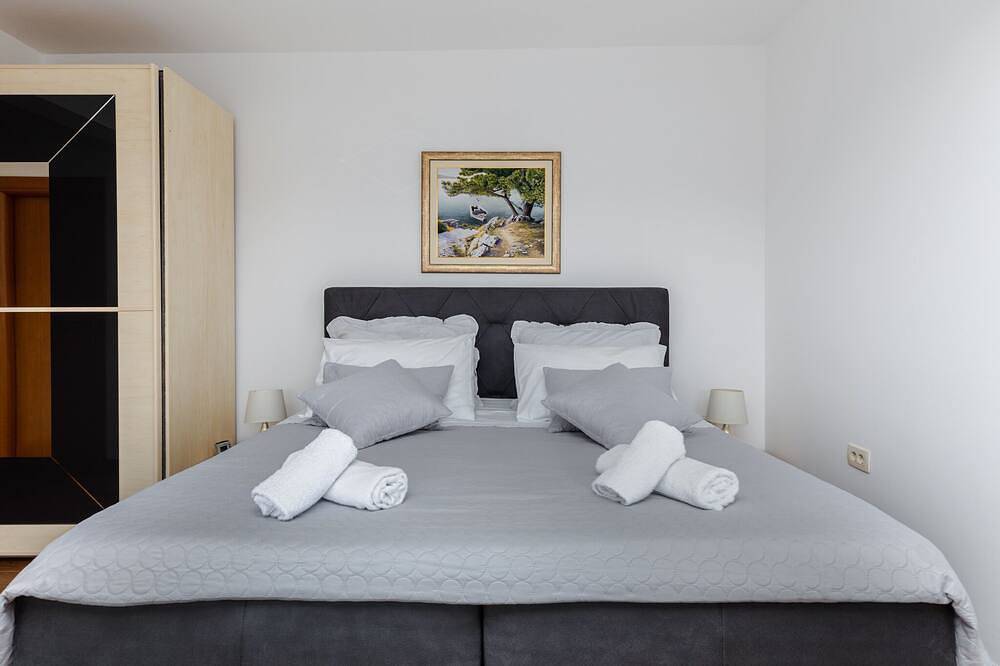 Villa on the beach with private pool in Mimice, Split-Dalmatia