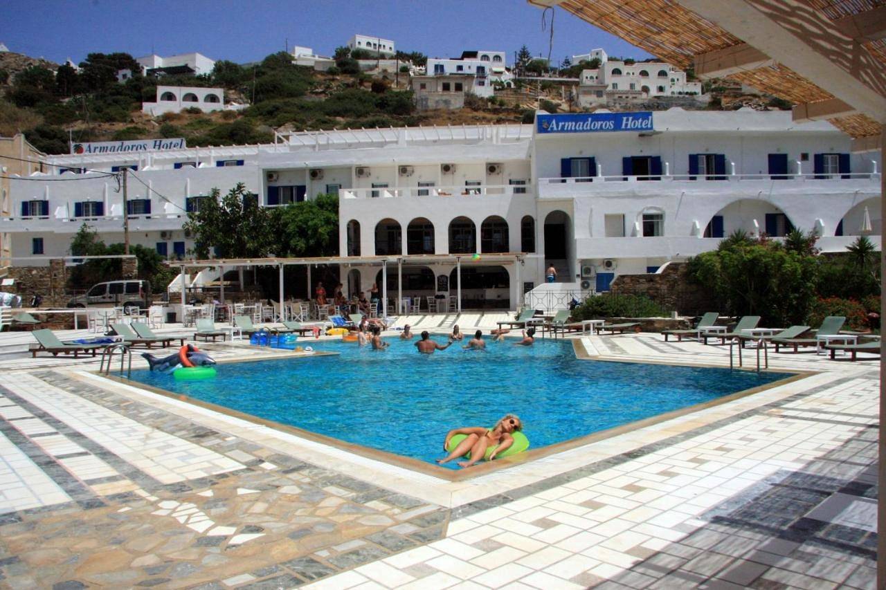 Armadoros Hotel / Ios Backpackers in Chora (Ios), Íos
