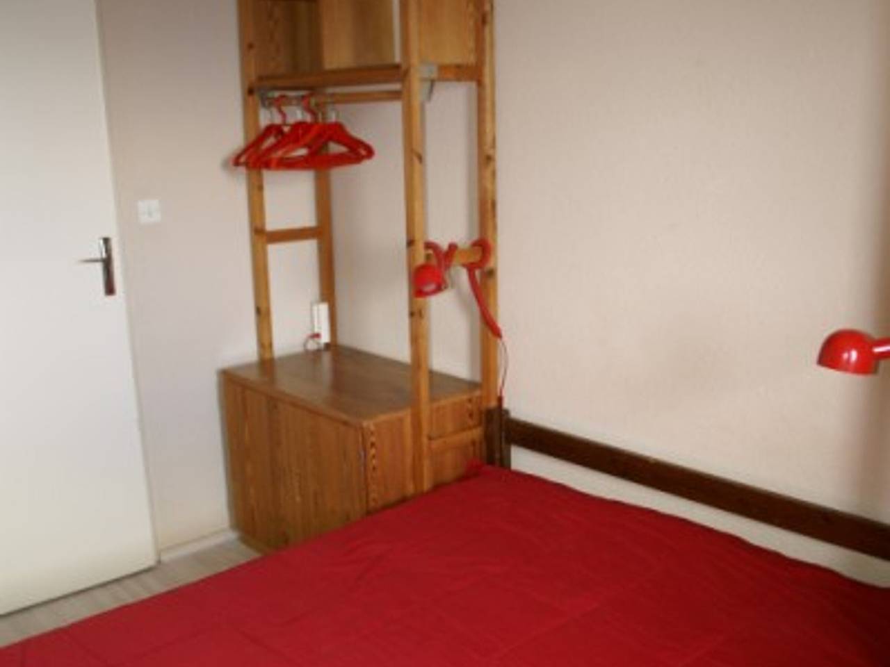 Apartamento entero, Apartamento de 3 habitaciones a pie de pistas con balcón y vista al valle in Prapoutel, Les Adrets
