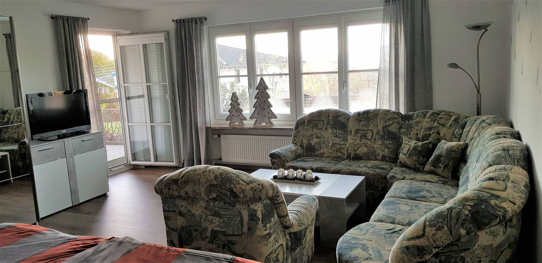 Ganze Wohnung, Ferienwohnung "Breit - Kirchdorf" mit Bergblick, privater Terrasse und Wlan in Kirchdorf im Wald, Ostbayern