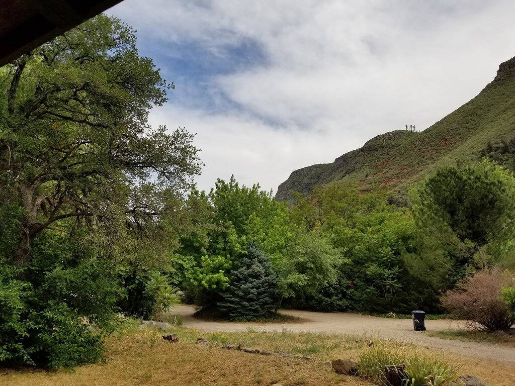 Atemberaubende Aussichten in charmanter Blockhütte Sedona / in der Nähe der Innenstadt in Oak Creek Canyon
