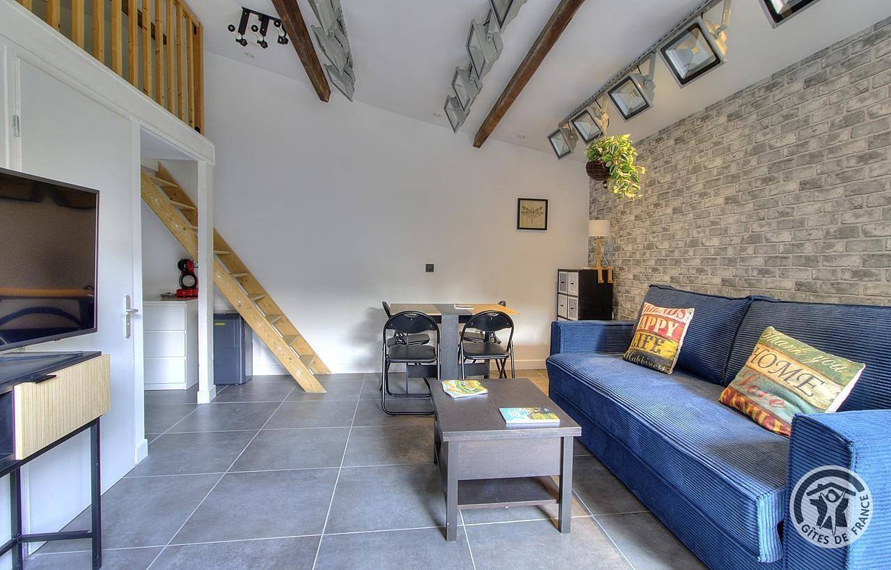 Le Happy Studio in Sathonay-Camp, Lyon et ses environs