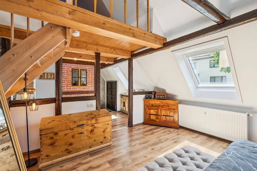 Ganze Wohnung, Helle Ferienwohnung im Harz mit Balkon in Straßberg (Sachsen-Anhalt), Harzgerode