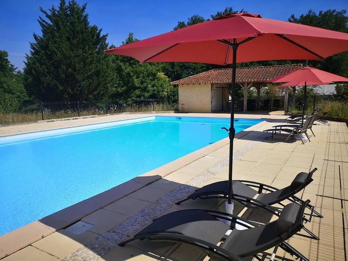 Location de vacances pour 10 personnes, avec terrasse et piscine à Lias-d'Armagnac - 3