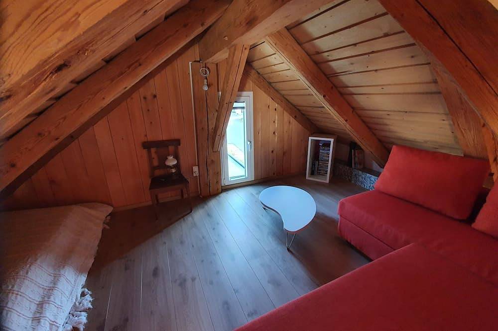 Maisonette with terrace and carport in District des Franches-Montagnes