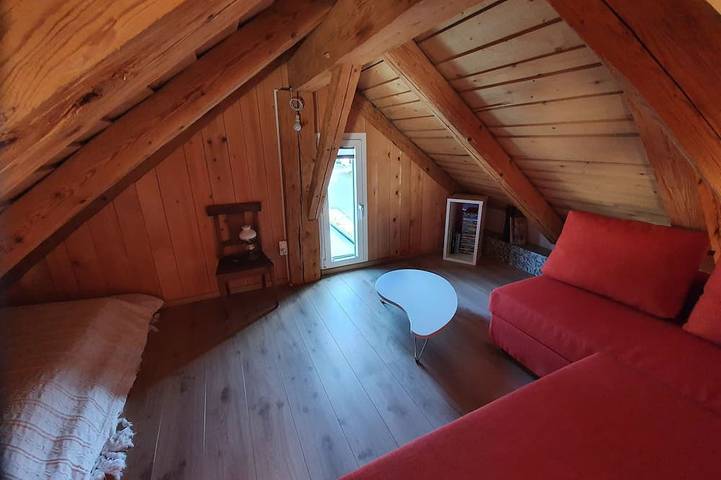 Ferienhaus für 4 Personen, mit Terrasse in der Schweiz - 2