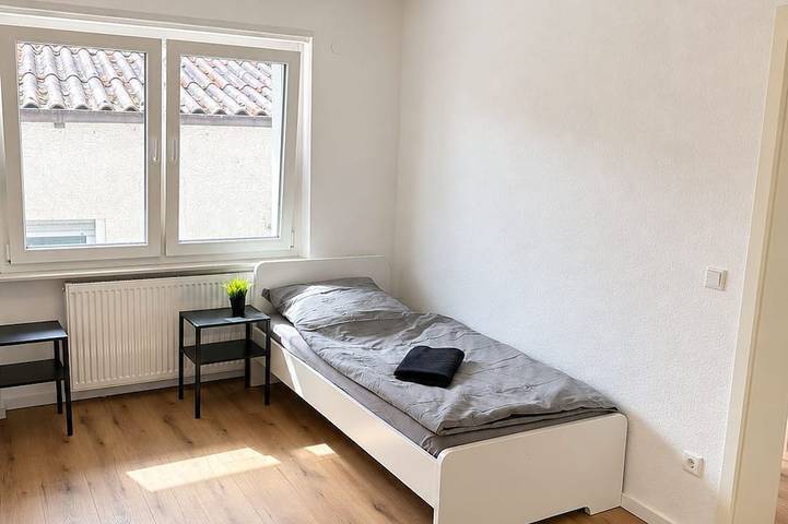 Ganze Wohnung, Monteur- und Ferienapartment Lingenfeld Eg in Lingenfeld, Rheinebene