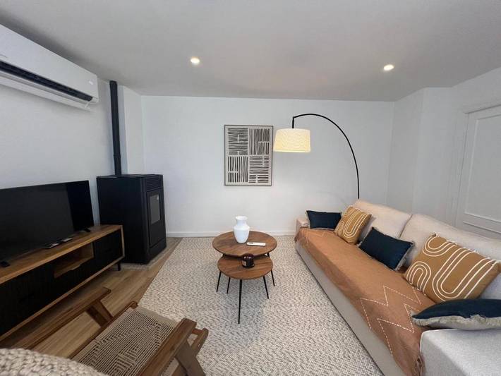 Casa rural para 6 personas, con terraza y jardín en Lovios - 2