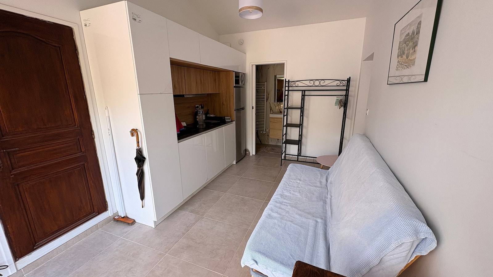 Estudio entero, Estudio 'Jk' con Terraza Privada y Wi-Fi in Roquevaire, Costa mediterránea (Francia)