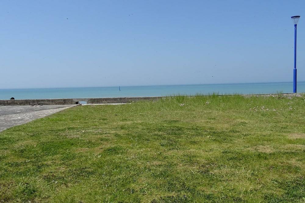 Villa en primera línea de mar en Hauteville sur mer. Costa oeste de Cotentin in Hauteville-sur-Mer, Coutances y alrededores