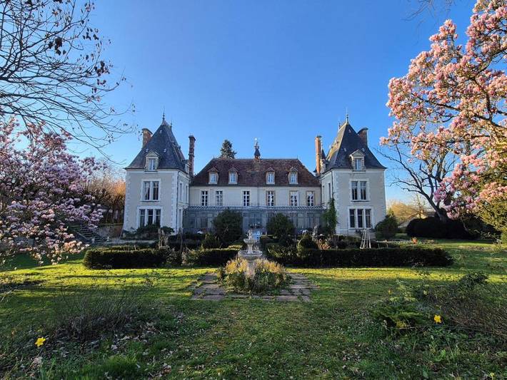 Chambre d’hôte pour 2 personnes, avec Terrasse et Jardin ainsi que Piscine et Vue