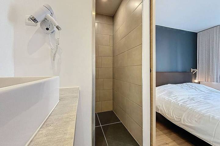 Ferienhaus für 10 Personen, mit Balkon und Sauna in De Panne - 4