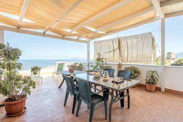 Casa Vacanza per 8 Persone in Palermo, Provincia di Palermo, Foto 1