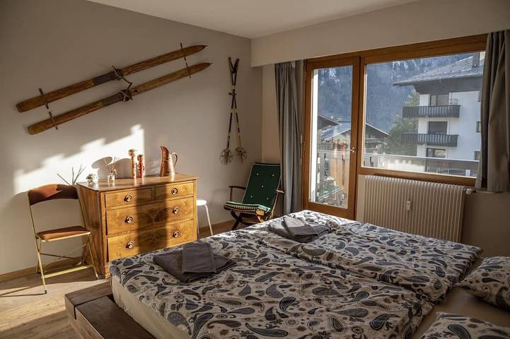 Ganze Wohnung, Tolle zentrale Lage neben Skiliften und Wald, geräumige renovierte Wohnung in Brevent-Flegere, Chamonix