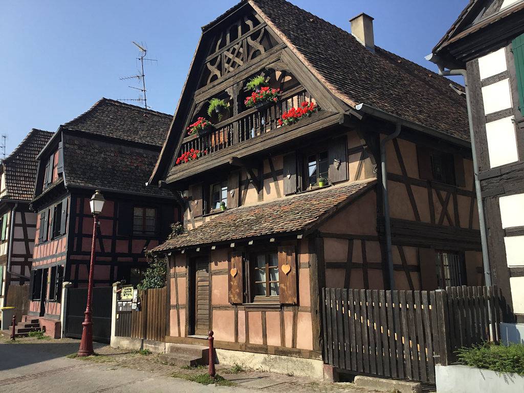 Gîte du Merlenchanteur , appartement à 15 mins de la cathédrale in Schiltigheim, Région de Strasbourg