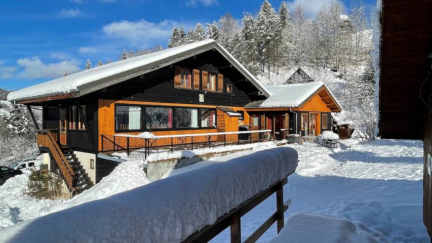 Chalet pour 24 personnes, avec sauna et terrasse en Savoie - 2