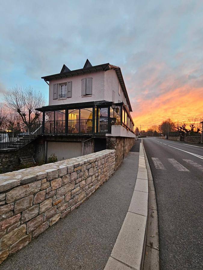Hôtel pour 2 personnes, avec piscine et terrasse à Bozouls - 3
