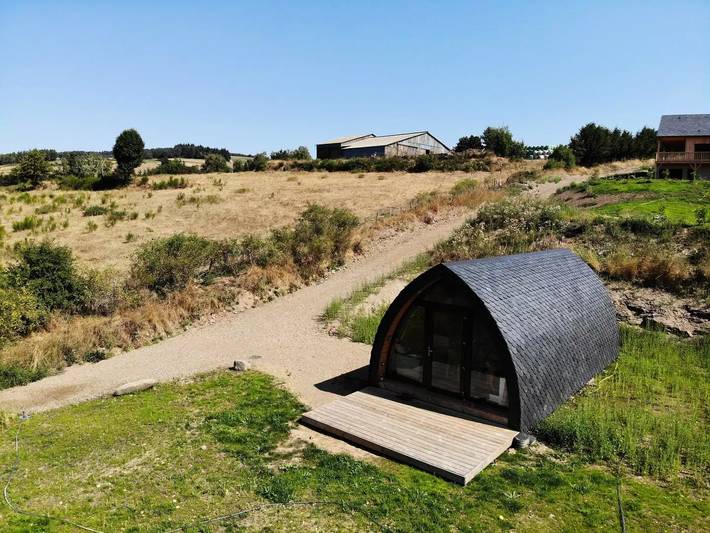 Gîte pour 4 personnes, avec terrasse à Le Bleymard - 3