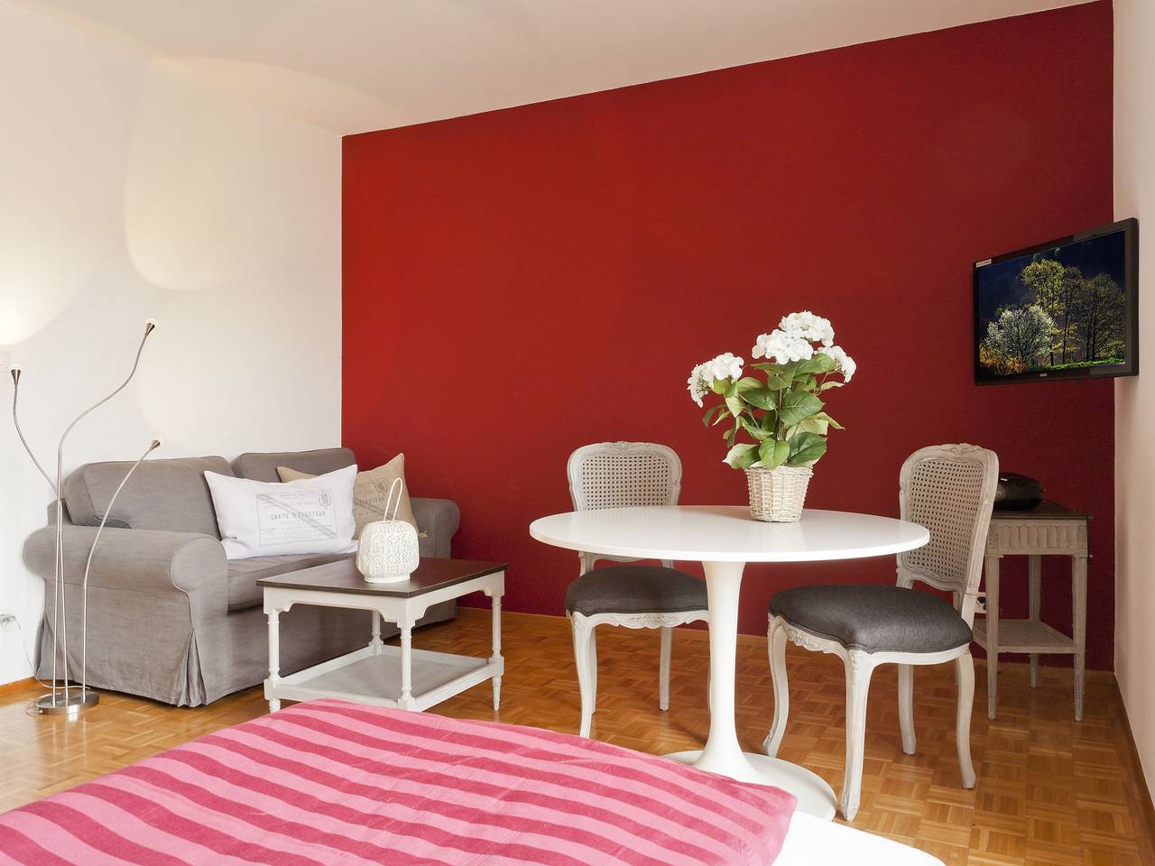 Apartamento inteiro, Michèle (Utoring) in Ascona, Alpes Ticineses e do Verbano