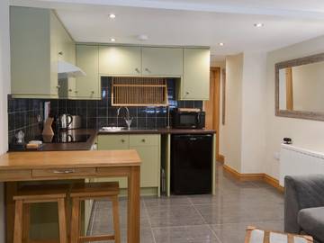Holiday Rental for 2 People in Brixham, Torbay, Photo 2