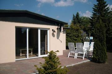 Ferienwohnung für 3 Personen, mit Garten in Fährdorf