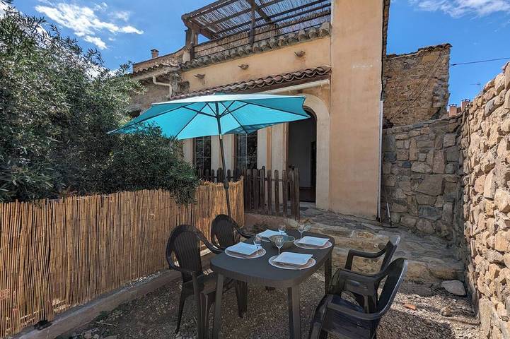 Appartement de vacances pour 4 personnes, avec Terrasse à Bize-Minervois