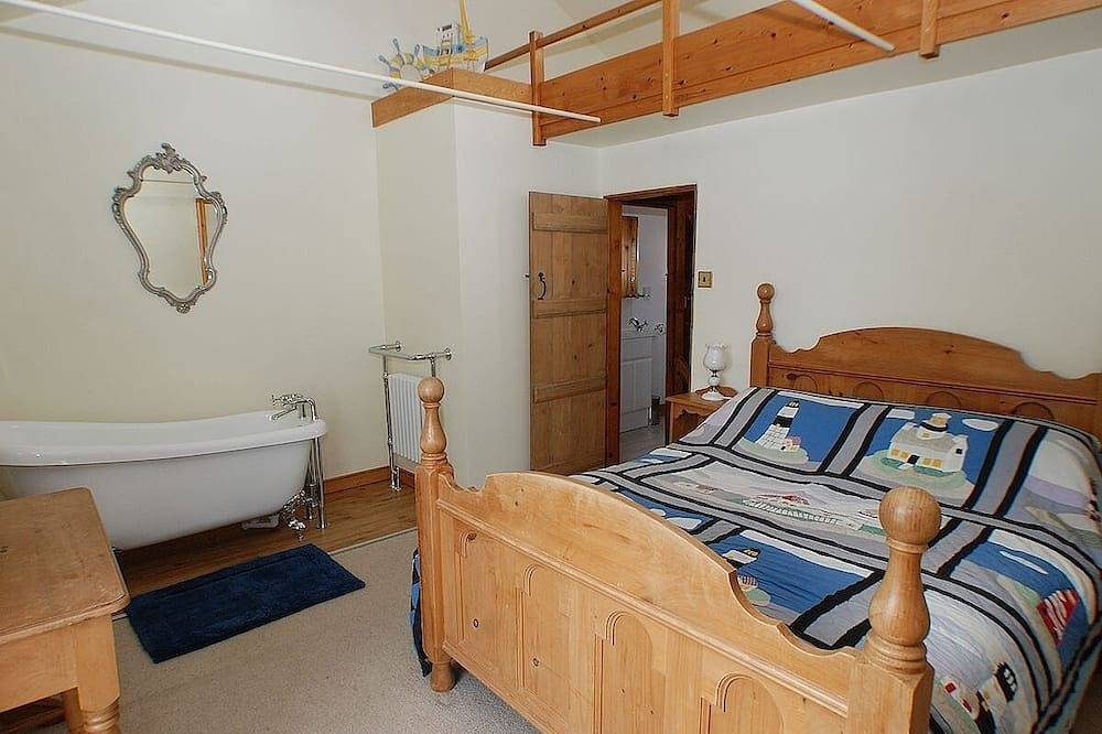 Lighthouse View Cottage in Southwold, Waveney District
